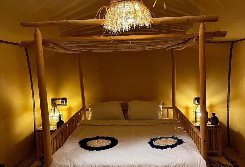 Standard Tent, Dar Haroun