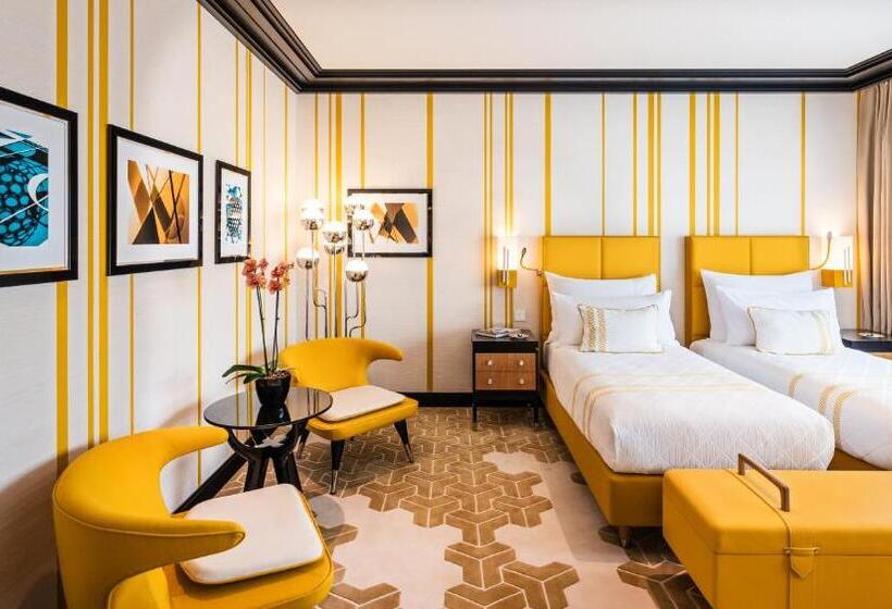 اتاق سوپریور با چشم‌انداز شهر, Dinamo Hotel Baku