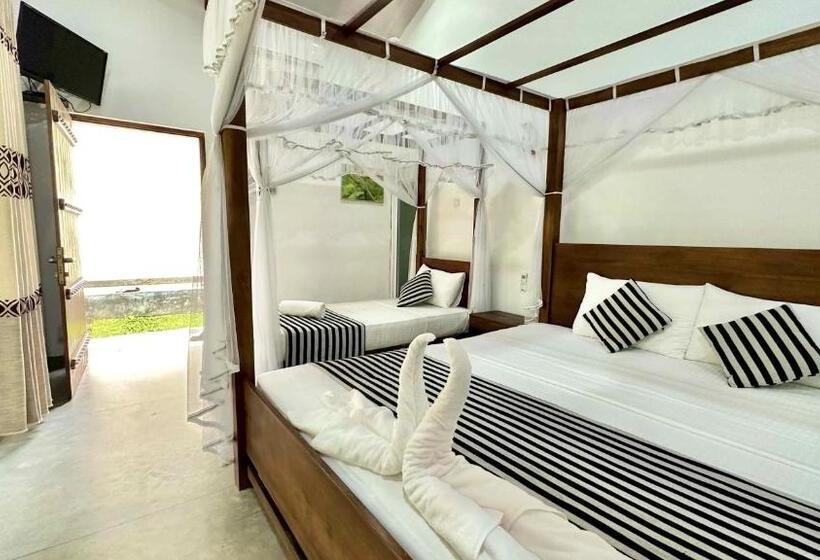 Quarto Triplo Deluxe, Jungle Paradise