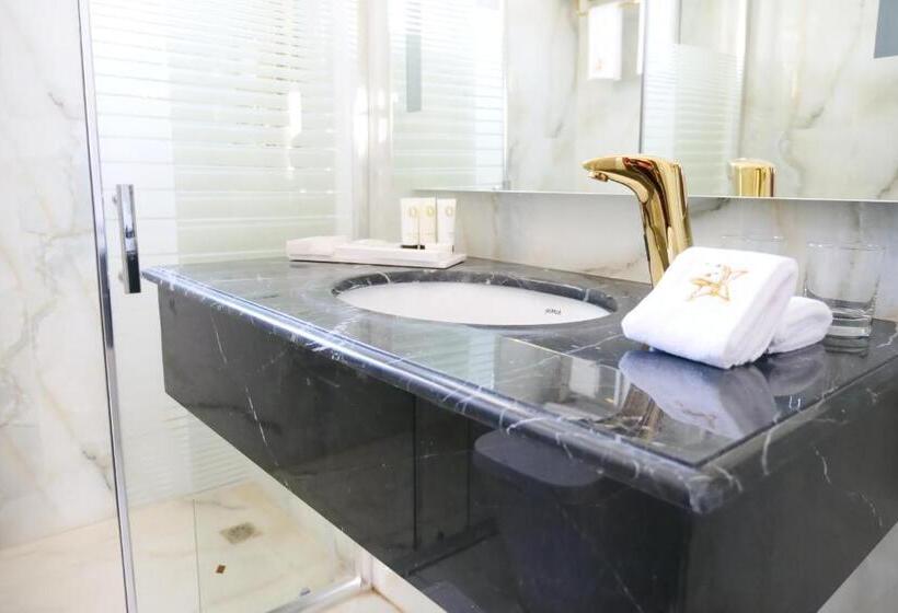 سوئیت 2 خوابه, Lumiere Des Etoile