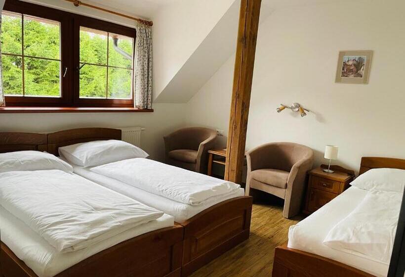 Номер Стандарт Трехместный, Penzion Pod Dratnikem