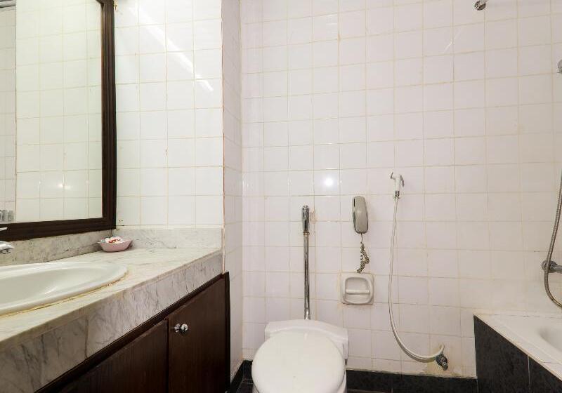 标准工作室, Safari Al Hada