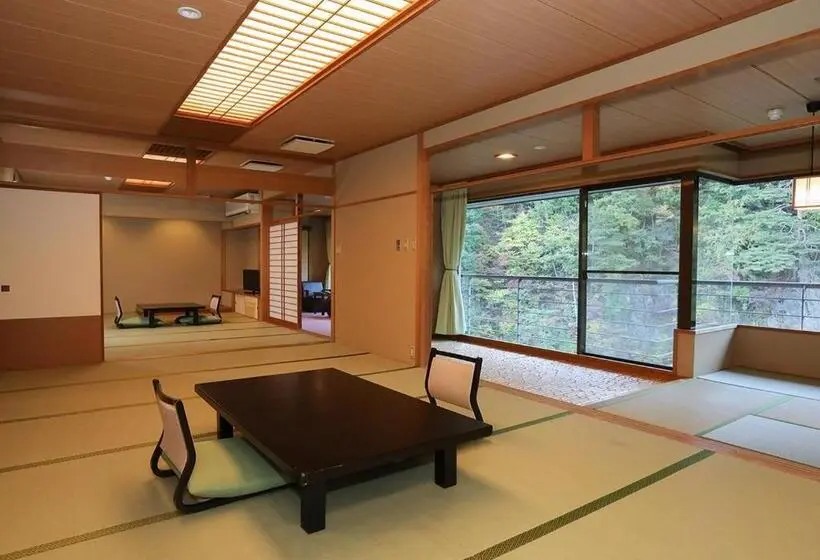 ファミリールーム, Yunishigawa