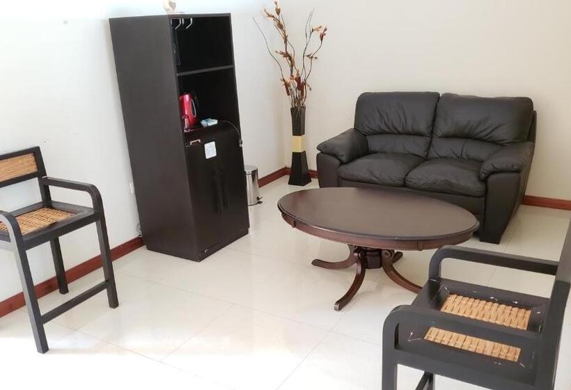 سوییت سوپریور, Centenario