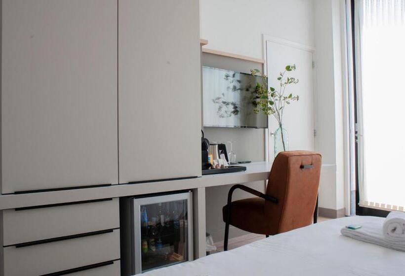 اتاق استاندارد چهار تخته, De Boshoek