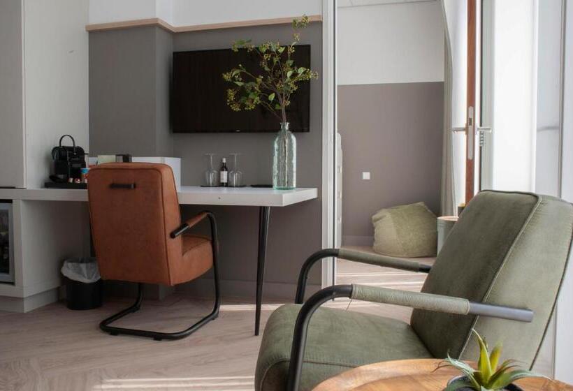 اتاق استاندارد چهار تخته, De Boshoek