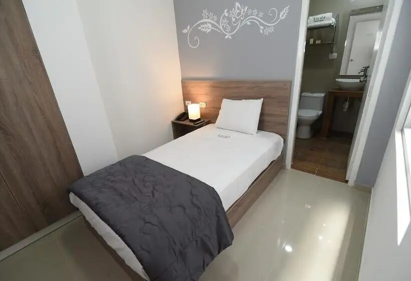 اتاق استاندارد یک نفره, Escala Urban