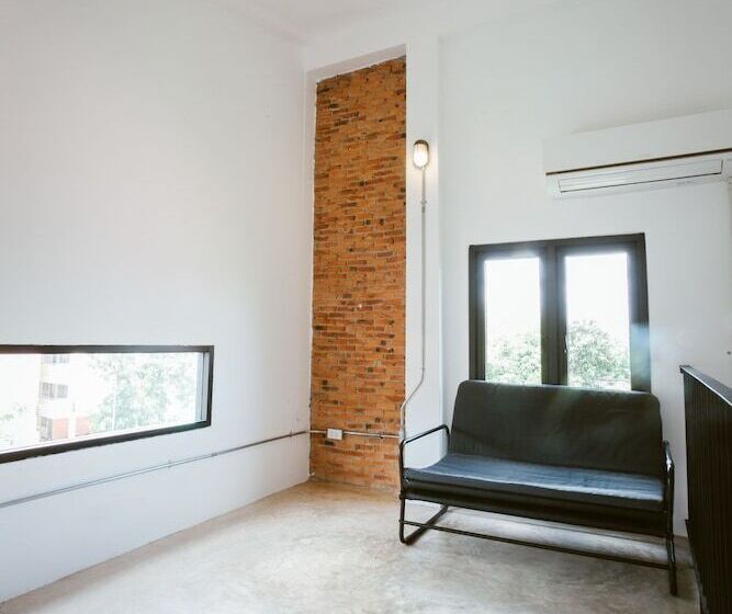 غرفة عائلية, Hug Inn Phrae