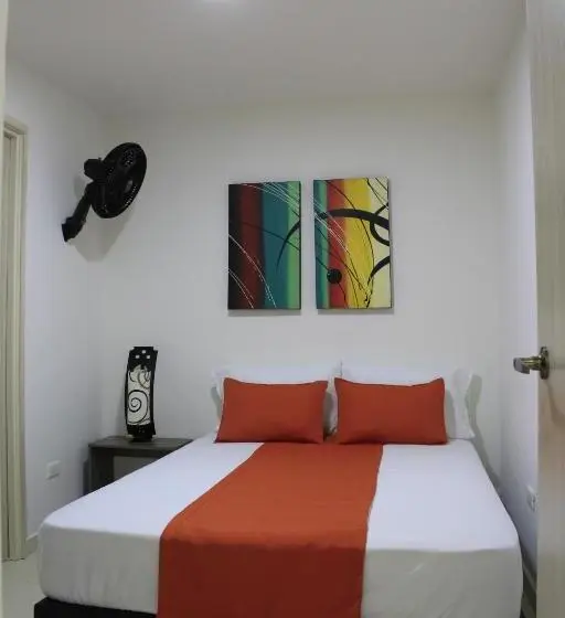 Standard-huone, Pereira 421