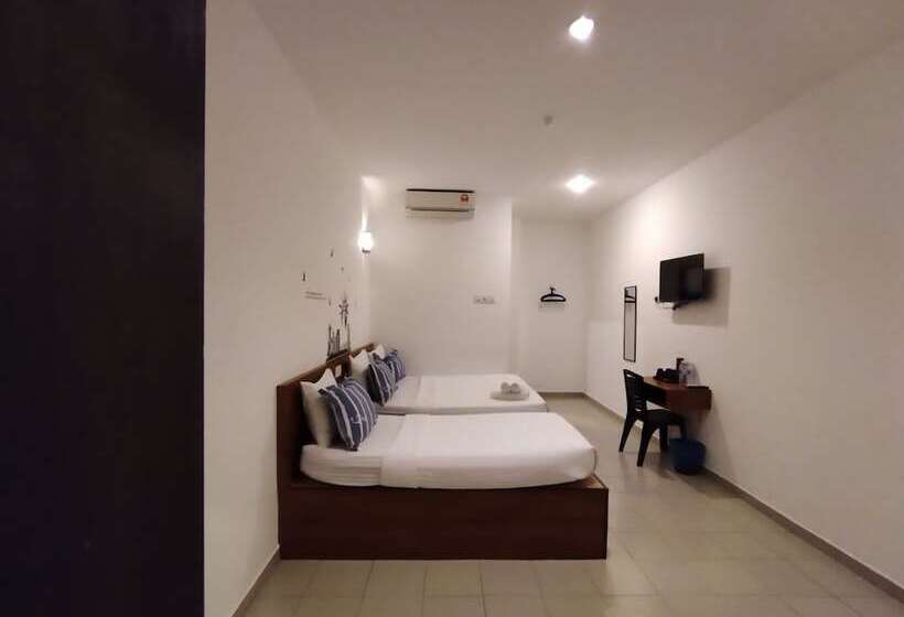 اتاق استاندارد چهار تخته, Sp Central