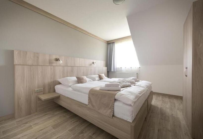 豪华套房, Wellness Penzion Medličky