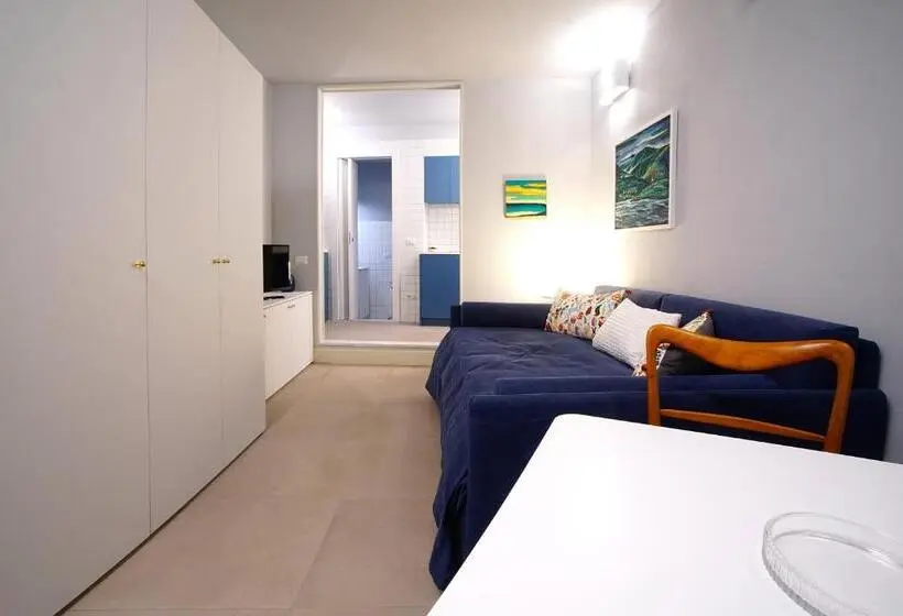デラックススタジオ, Casa Sironi