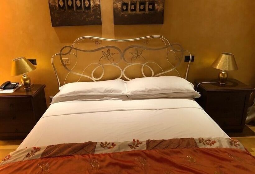 Номер Deluxe, Alla Busa