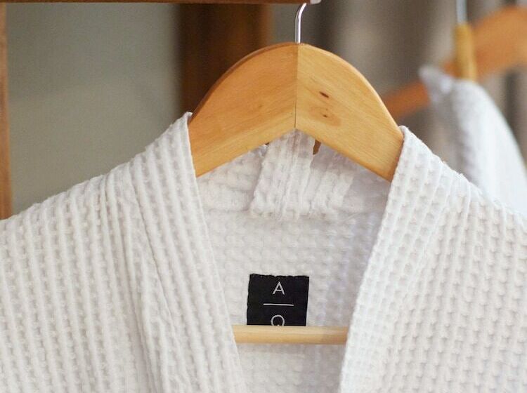 سوییت اجرایی, Aq Tailored Suites