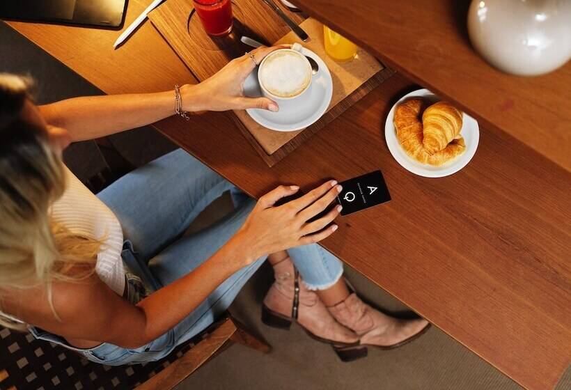 سوییت اجرایی, Aq Tailored Suites