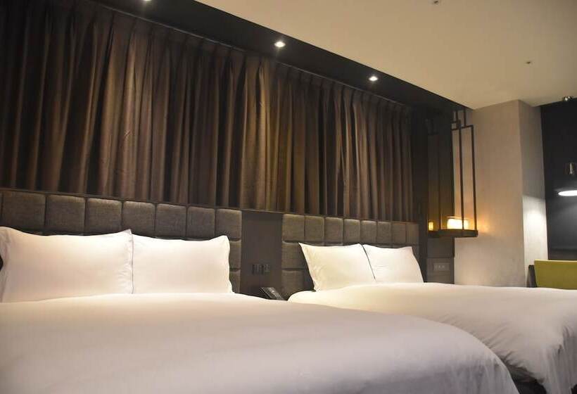 اتاق لوکس چهار تخته, Chateau Anping