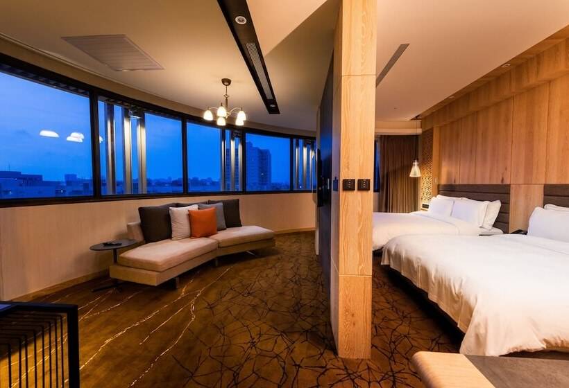 اتاق لوکس چهار تخته, Chateau Anping