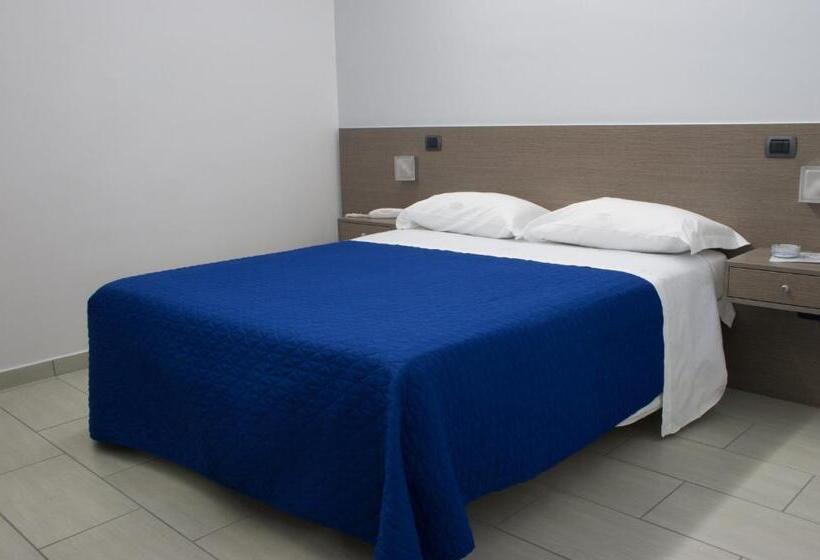 Номер Стандарт, Cristian