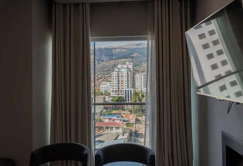 سوییت لوکس, Huper Hotel Boutique