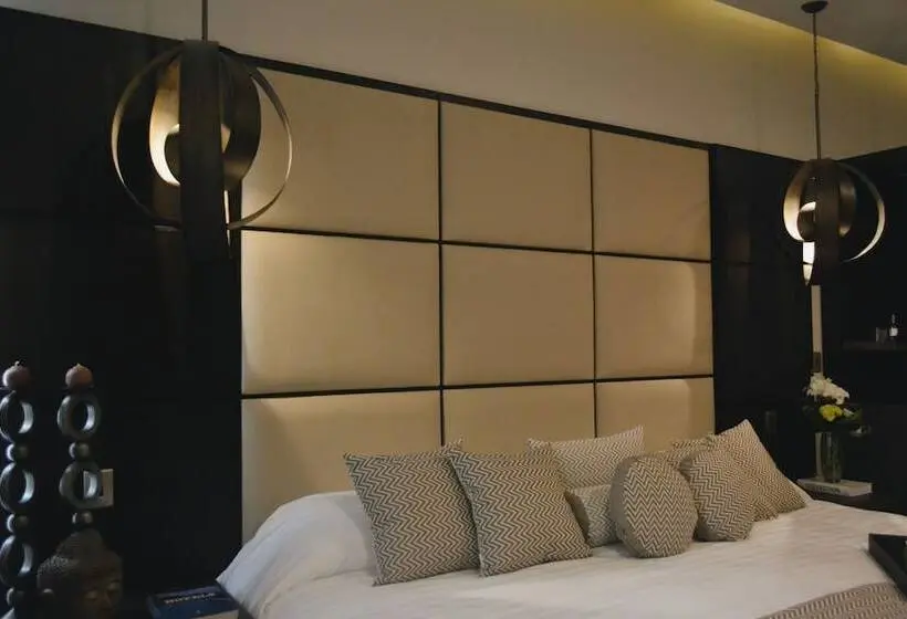 سوییت لوکس, Huper Hotel Boutique