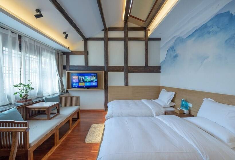 اتاق سوپریور, Lijiang Qilu Garden