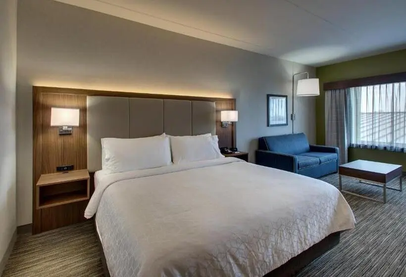 キングサイズベッドのエクゼクティブルーム, Holiday Inn Express & Suites Findlay North, An Ihg