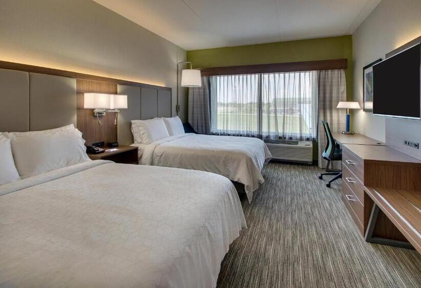 חדר סטנדרט מותאם לאדם עם מוגבלויות, Holiday Inn Express & Suites Findlay North, An Ihg