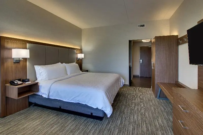 スタンダードルーム, Holiday Inn Express & Suites Findlay North, An Ihg