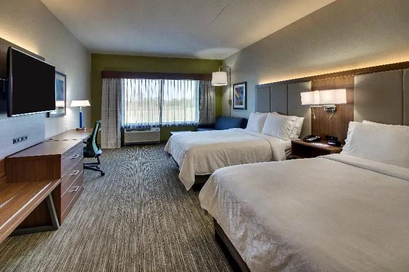 スイート, Holiday Inn Express & Suites Findlay North, An Ihg