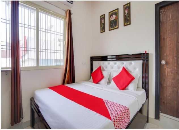 Triple Classic Room, Oyo 10916 Aashirwad Residency