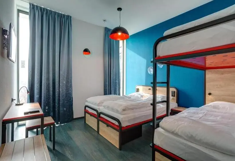 اتاق استاندارد چهار تخته, Meininger Hotel Amsterdam Amstel