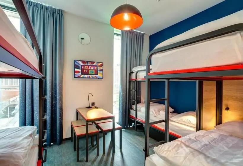 اتاق خانوادگی, Meininger Hotel Amsterdam Amstel