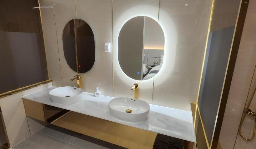 اتاق لوکس چهار تخته, Denbasta Central Hotel Seomyeon