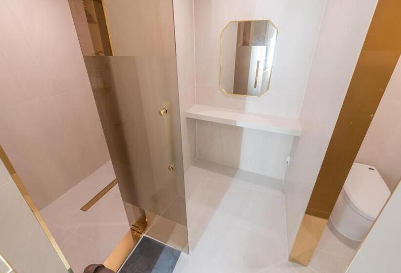 اتاق لوکس خانوادگی, Denbasta Central Hotel Seomyeon