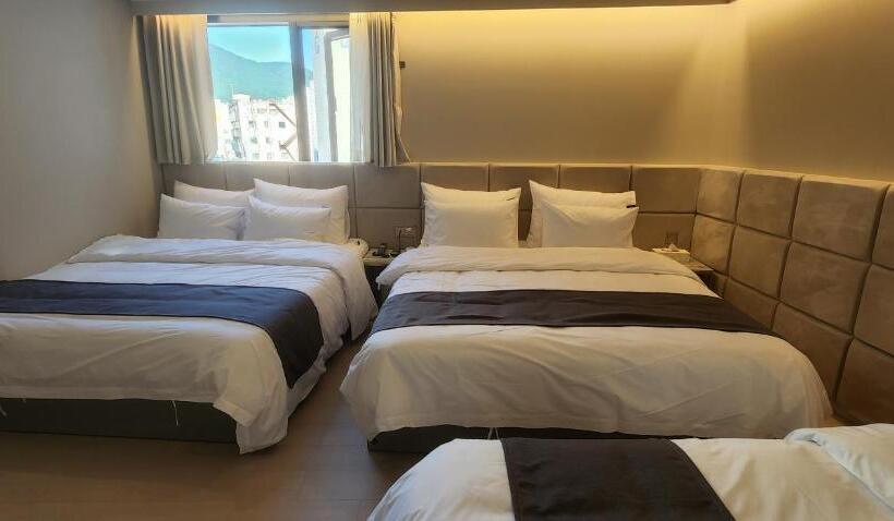 اتاق لوکس خانوادگی, Denbasta Central Hotel Seomyeon