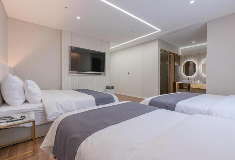 سوییت خانوادگی, Denbasta Central Hotel Seomyeon