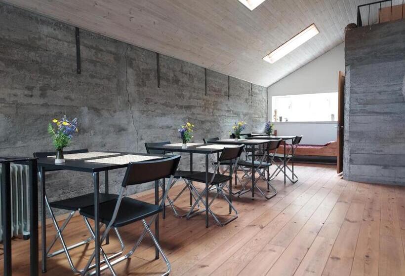 اتاق سوپریور با چشم‌انداز دریا, Guesthouse Nýp