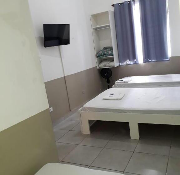 חדר סטנדרט לארבעה, Aruba