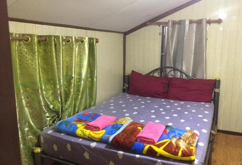 غرفة قياسية, Bussaracum Resort