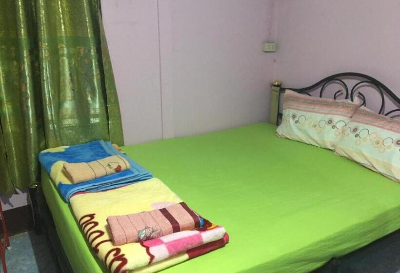 غرفة قياسية, Bussaracum Resort