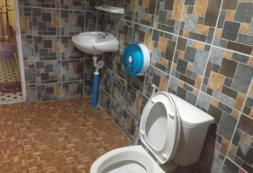 اتاق خانوادگی, Bussaracum Resort