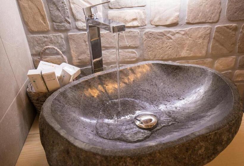 غرفة قياسية ثلاثية, Sogni D'oro