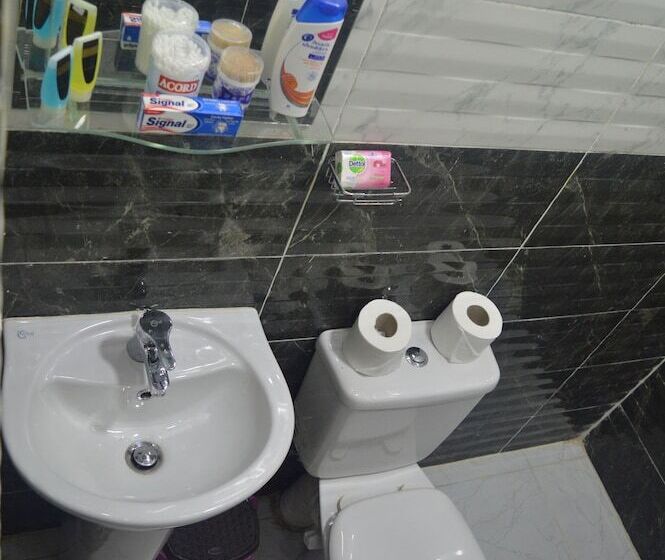 اتاق سوپریور چهار تخته, Midtown Hostel