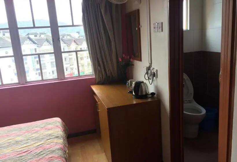 اتاق استاندارد چهار تخته, Golden Night Hotel Cameron Highlands