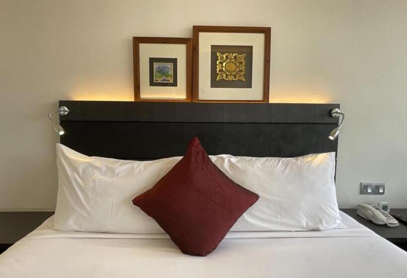 Номер Deluxe, Bespoke Hotel Puchong
