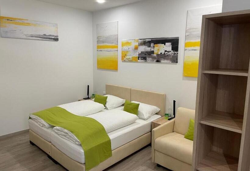 غرفة عائلية, Garni Ilys Inn