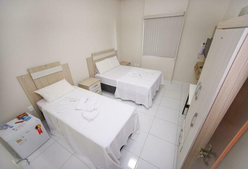 스탠다드 룸, O Neves