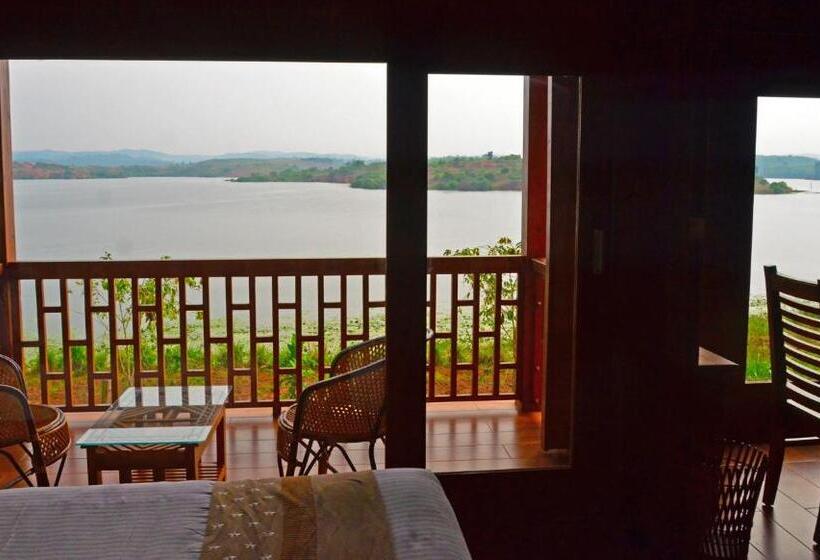 חדר דלוקס, Lakerose Wayanad Resort