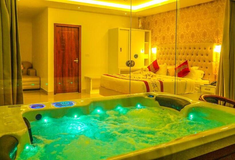 套房, Lakerose Wayanad Resort