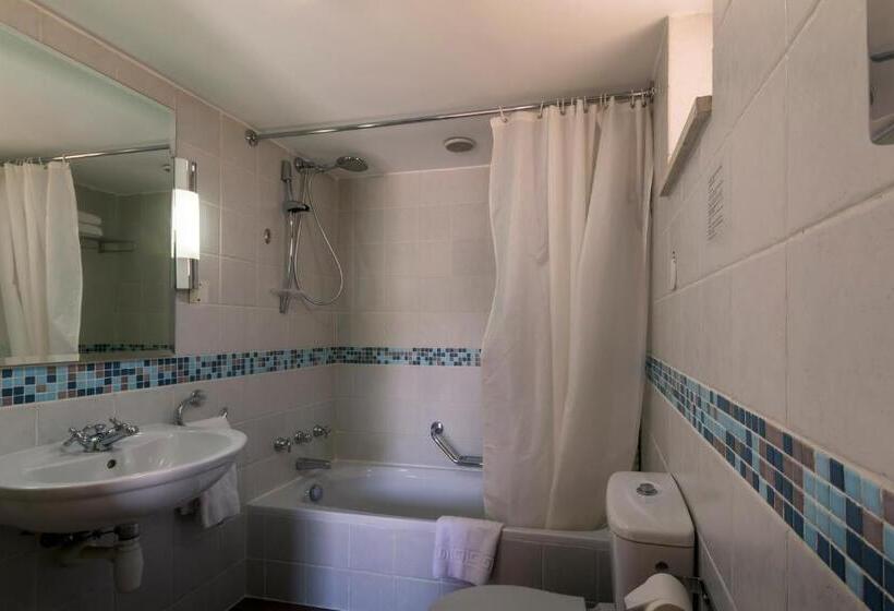 اتاق استاندارد, The Old Village Hotel & Resort